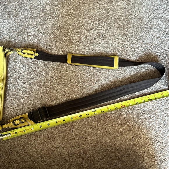 Plinio Visona Italy Yellow Leather Crossbody Bag Zippered - Picture 7 of 9